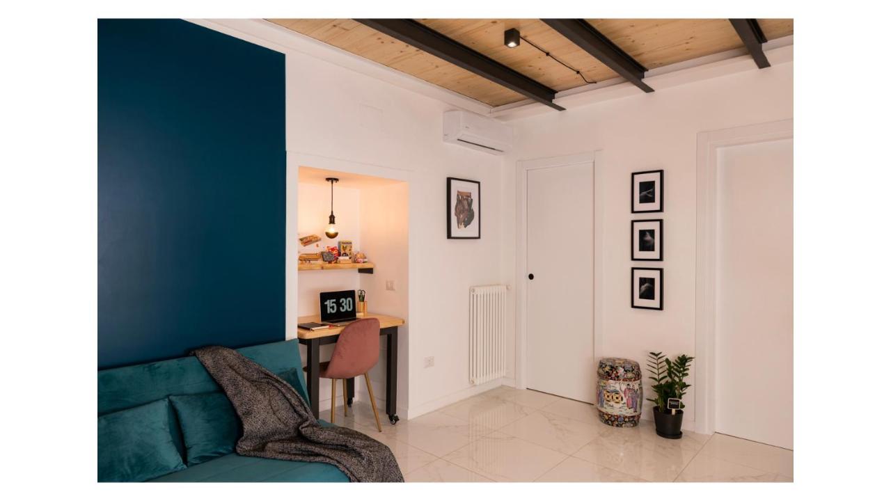 Light Pink - Suite In The Middle Of Everything Torre Annunziata Εξωτερικό φωτογραφία