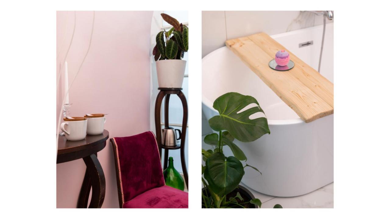 Light Pink - Suite In The Middle Of Everything Torre Annunziata Εξωτερικό φωτογραφία